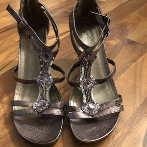Kenneth Kole Sandals
